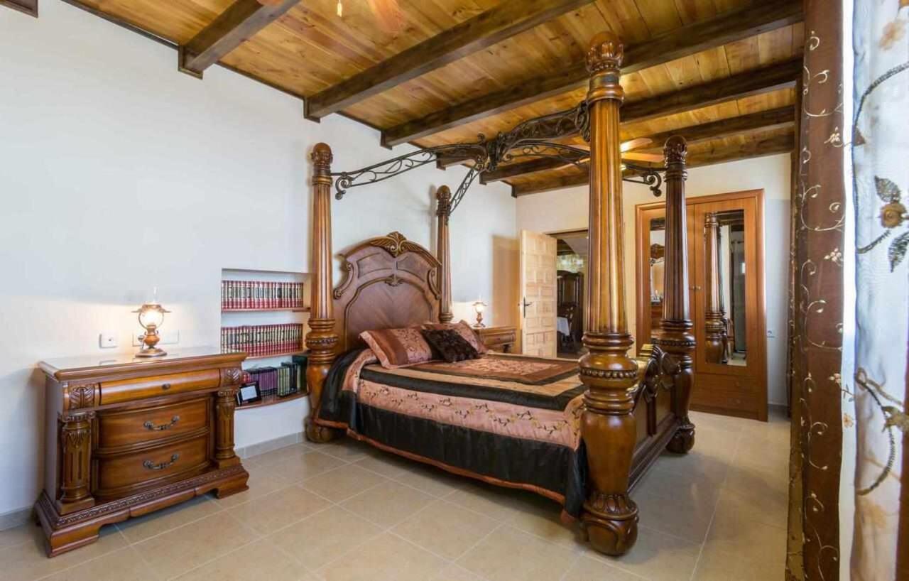 Casa Rural La Del Alba Seria Argamasilla de Alba Eksteriør billede